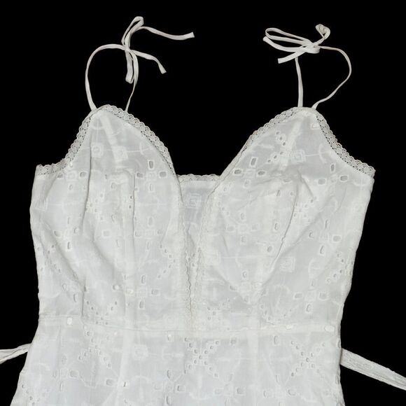 PAIGE SERYNE WHITE EYELET DRESS SIZE 2 - Picture 6 of 16